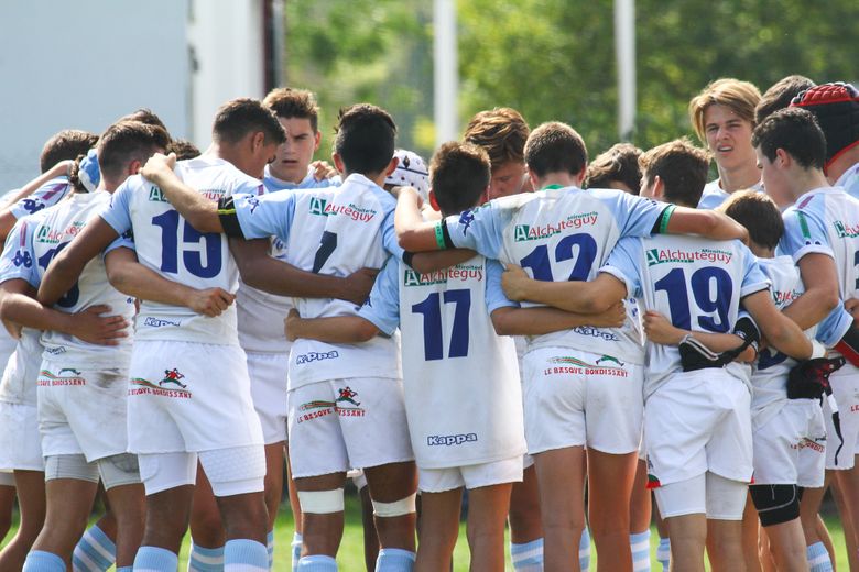 Les jeunes de l'Aviron bayonnais