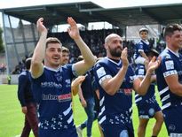 Les joueurs de Vannes après leur magnifique victoire contre Mont-de-Marsan