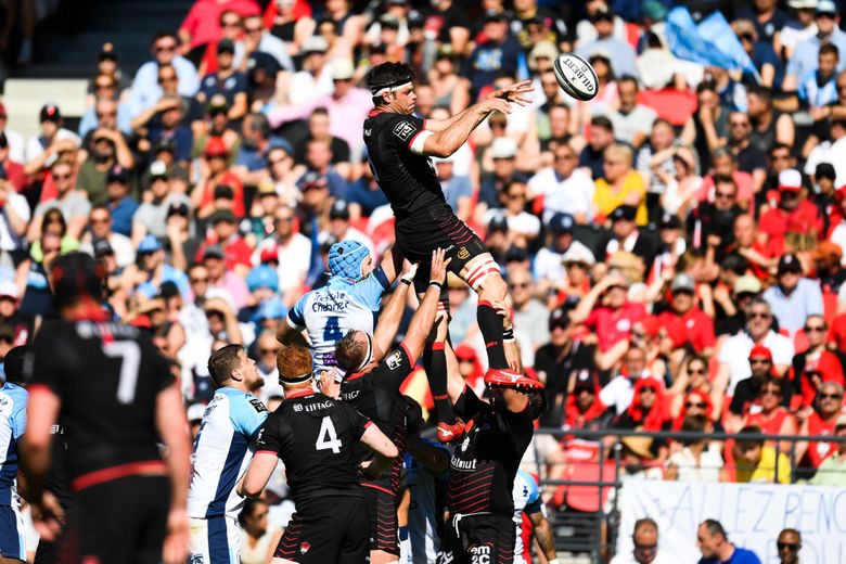 Le capitaine Puricelli dans les airs