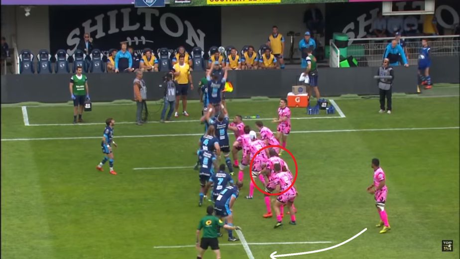 Demis de mêlée : "cibles" à interception ?