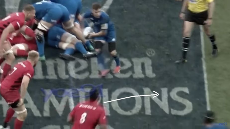 Demis de mêlée : "cibles" à interception ?