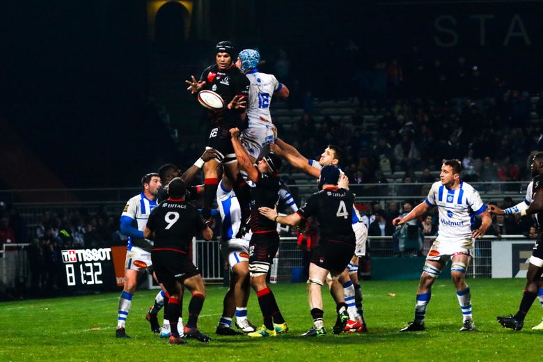 Duel dans les airs entre Lyonnais et Castrais