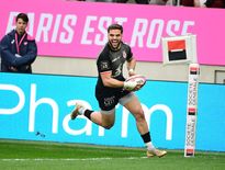 Lucas Tauzin (Toulouse) contre le Stade français