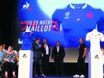 Les maillots de Bleus pour la Coupe du monde ont été dévoilés lors du congrès