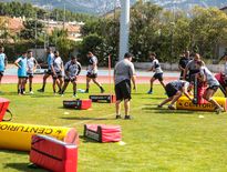 Depuis trois semaines, les Varois ont repris le chemin de l’entraînement et mettent les bouchées doubles pour ne pas revivre une saison empreinte de morosité. Et être d’attaque dès la reprise du Top 14 qui ne s’annonce pas des plus simples avec deux réceptions. Photo RCT