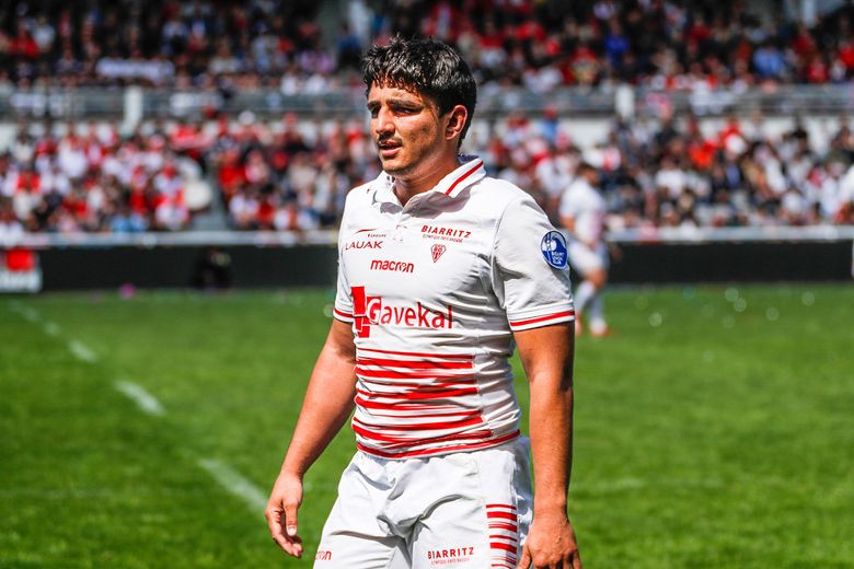 Gauthier Doubrère sous le maillot biarrot