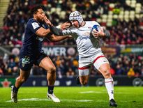 Les Clermontois du centre George Moala (à gauche) ont bien tenté de réagir en seconde période mais Luke Marshall (à droite) et les siens ont su préserver leur avance. Les voilà leader de la poule après deux belles prestations en une semaine.