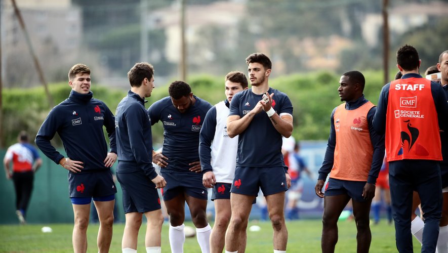 Le groupe des Bleus toujours plus jeune
