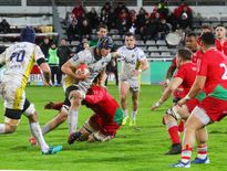Les Neversois de Maxence Barjaud ont fait un beau cadeau à leur manager Xavier Péméja en s’imposant à Biarritz. Photo BernardPhoto