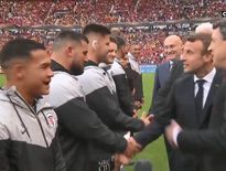 Top 14 - Clément Castets et le président de la République Emmanuel Macron lors de la finale de 2019