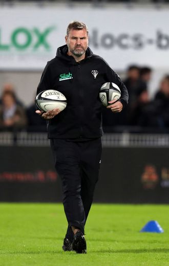 Les entraîneurs aussi, à l’image de Xavier Garbajosa et Jeremy Davidson, occupent leurs journées comme ils peuvent tout en gardant un œil sur le rugby.