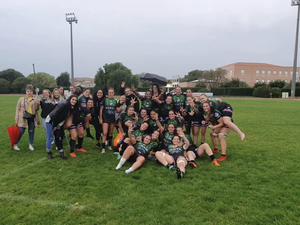L'équipe de rugby féminine de La Valette