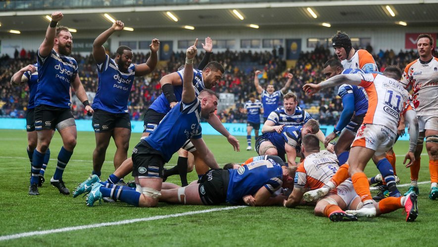 Pierre-Henry Broncan, a pu rentrer à temps de Bath pour entamer la période de confinement dans son Gers natal. Ci-dessus, un des derniers matchs de Bath, cette saison face à Worcester. 