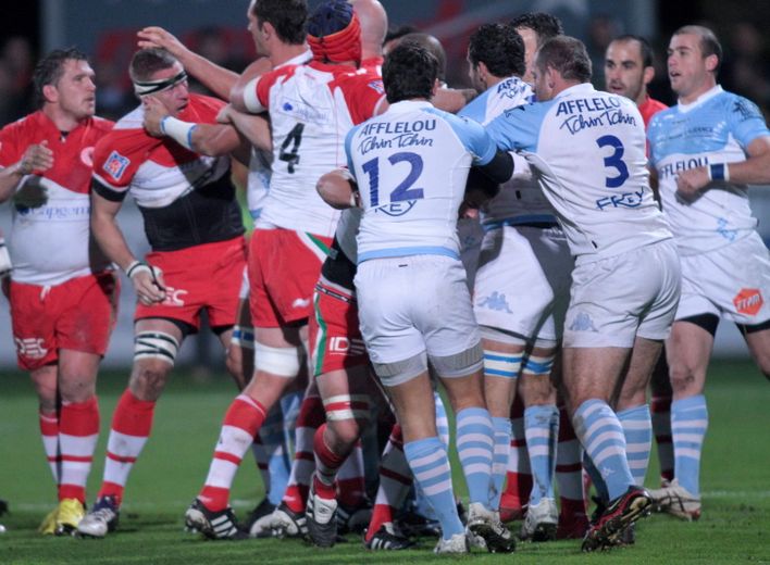Les esprits se sont rapidement échauffés pour ce 100ème derby basque.