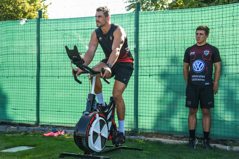 Pour nous, le plus gros tour de biceps du circuit professionnel revient sur ses grands débuts en championnat, évoque sa découverte de Mayol et parle de ses rêves de gosse.