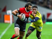 Toulousains de Yoann Huget et Clermontois de Samuel Ezeala se retrouveront dès la première journée, le dimanche 6 septembre au stade Marcel-Michelin. Un horaire en prime time qui satisfait le diffuseur Canal +. Photos Icon Sport
