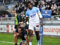 Joe RAVOUVOU (Bayonne), face à Agen.