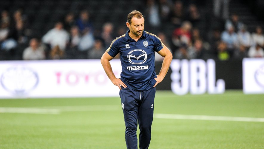 Christophe LAUSSUCQ head coach of Agen during the Top 14 match between Racing 92 and Agen at Paris La Defense Arena on October 12, 2019 in Nanterre, France. (Photo by Sandra Ruhaut/Icon Sport) - Christophe LAUSSUCQ - Paris La Defense Arena - Paris (France)