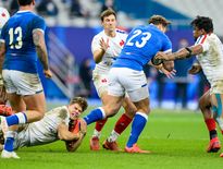 Matthieu Jalibert contre l'Italie au Stade de France