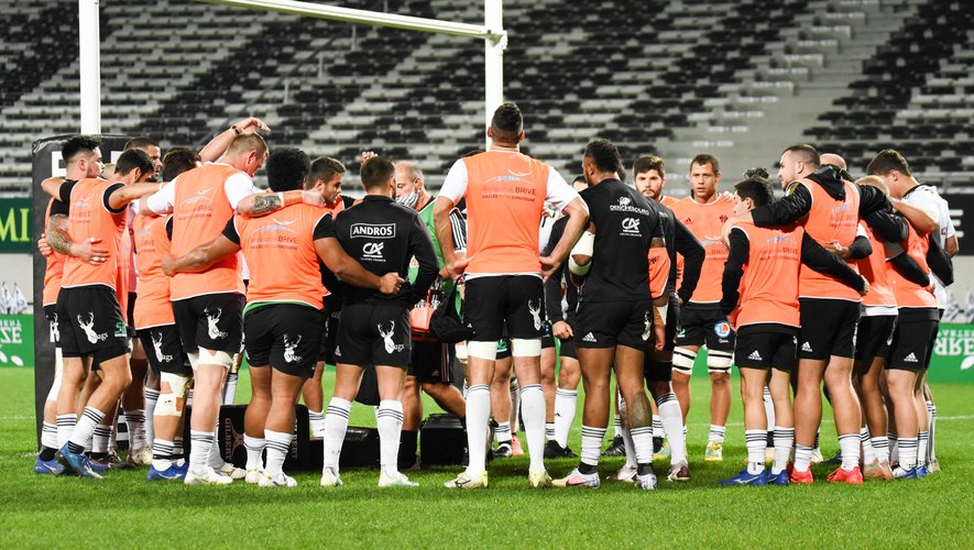 Team of Brive during the Top 14 match between Brive and Racing 92 at Stade Amedee-Domenech on November 14, 2020 in Brive, France. (Photo by Romain Longieras/Icon Sport) - --- - Stade Amedee-Domenech - Brive-la-Gaillarde (France)