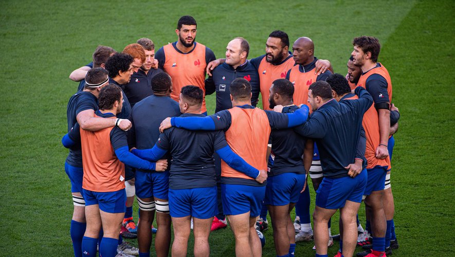 France huddle in the warm up before the Autumn Nations Cup match at Twickenham Stadium, Twickenham
Picture by Daniel Murphy/Focus Images Ltd 07432 188161
06/12/2020 
By Icon Sport - --- - Twickenham - Londres (Angleterre)