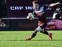 22e minute : Matthieu Jalibert effectue un crochet intérieur sur Louis Carbonel et inscrit le deuxième essai de Bordeaux. Le duel des ouvreurs est remporté par le Girondin qui consolide sa position pour le prochain Tournoi des 6 Nations.