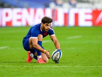 Romain Ntamack, Baptiste Serin et Anthony Jelonch ne sont pas entrés en jeu face à l’Angleterre. Photos Icon Sport