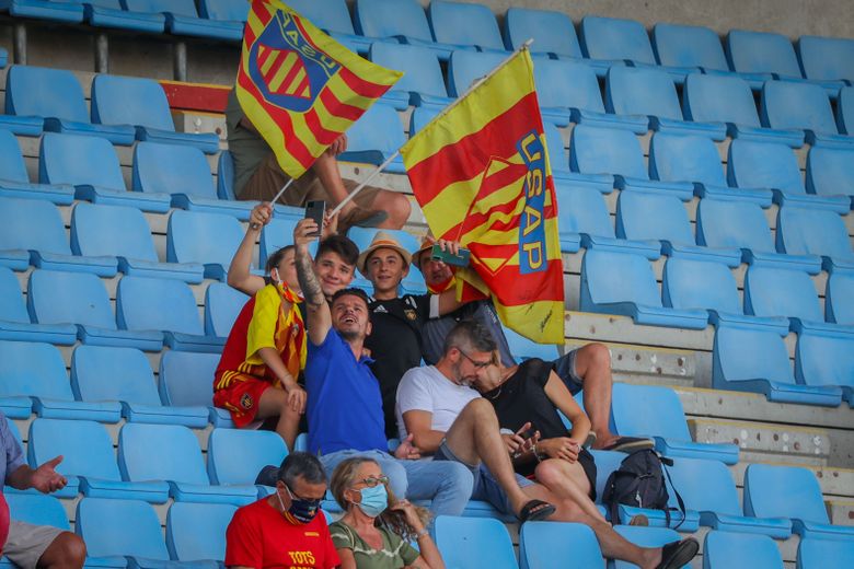 Aux quatre coins de France, le public a répondu présent lors des différents matchs amicaux de pré-saison. Une façon, le temps d’un match, d’oublier les vicissitudes de la Covid-19 et de savourer un avant-goût de retour à la vie normale.