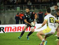 Une nouvelle fois étincelant, l’ouvreur montalbanais Jérôme Bosviel a inscrit la totalité des points de son équipe. Photo Stéphanie Biscaye