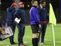 Être plus dans la maîtrise, dans la conservation et dans l’alternance, voilà les consignes du coach cantalien Roméo Gontineac pour la réception de Narbonne. Photo S. B.