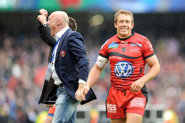 Bernard Laporte et Jonny Wilkinson après la victoire en Coupe d'Europe