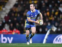 Formé à l’ouverture au début du siècle, Morgan Parra a regoûté au numéro 10 pour la première fois depuis novembre 2016. Bien mieux que du dépannage, à Deflandre.