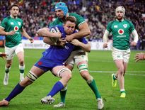 Dans les zones de marque, les Bleus s’appuient sur un jeu à une passe avec les joueurs puissants comme peut l’être Anthony Jelonch.