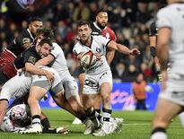 Une fois encore, Les Rhôdaniens ont encore rivalisé sur la pelouse d’un concurrent direct. Et ont encore fini par craquer. Il y a de quoi enrager, même si les Lyonnais ont encore leur destin en mains.Lyon méritait mieux