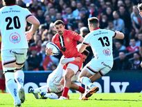 L'arrière du Stade toulousain se fait plaquer face à l'Ulster