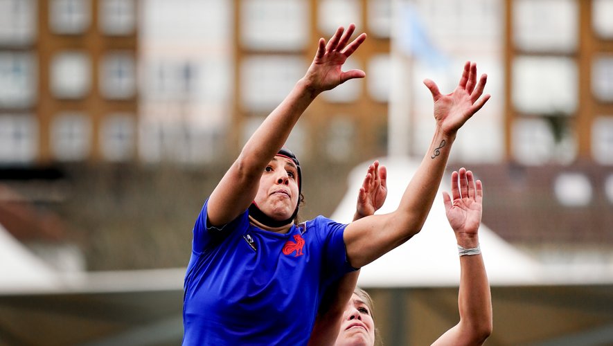 Face à l’Ecosse, les Françaises de Céline Ferer ont été très efficaces en touche, parvenant notamment à voler trois ballons. Photo Julien Poupart