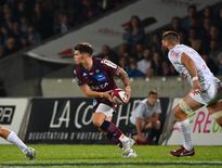 Matthieu Jalibert et les Bordélo-Bèglais entendent bien enclencher à nouveau la marche avant à domicile. Photo Icon Sport