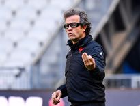 Fabien Galthié évoque la tournée d'été qui attend les Bleus au Japon, sachant que 20 Bleus vont jouer avec les Barbarians britanniques.