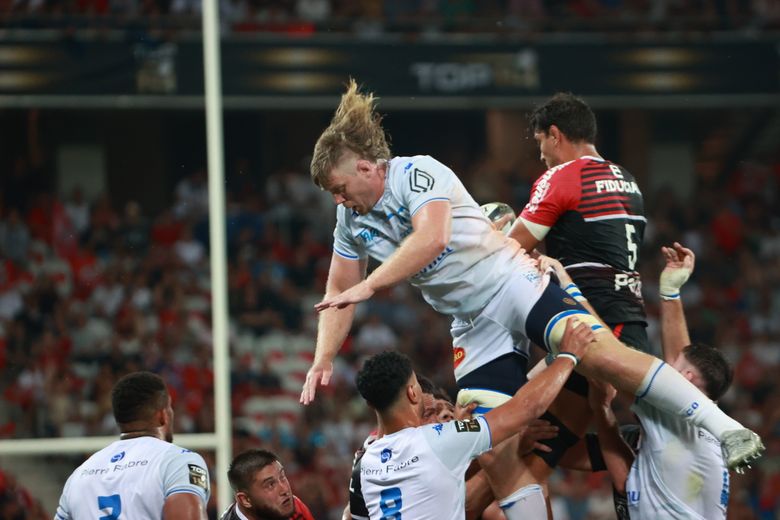 Tom Staniforth (Castres), face à Toulouse.