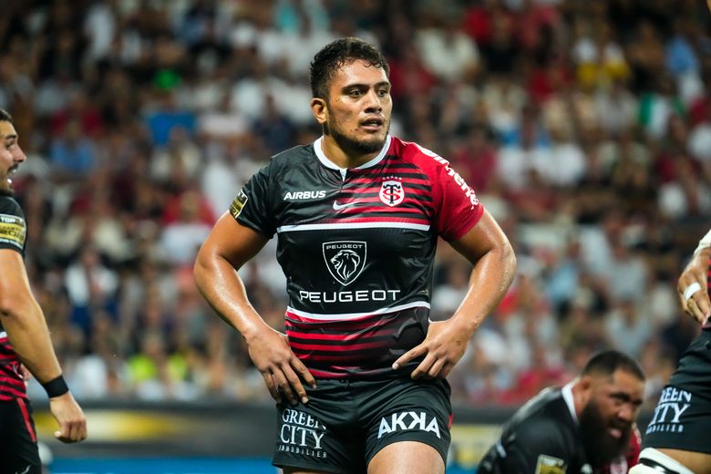 Selevasio TOLOFUA (Toulouse), face à Castres.
