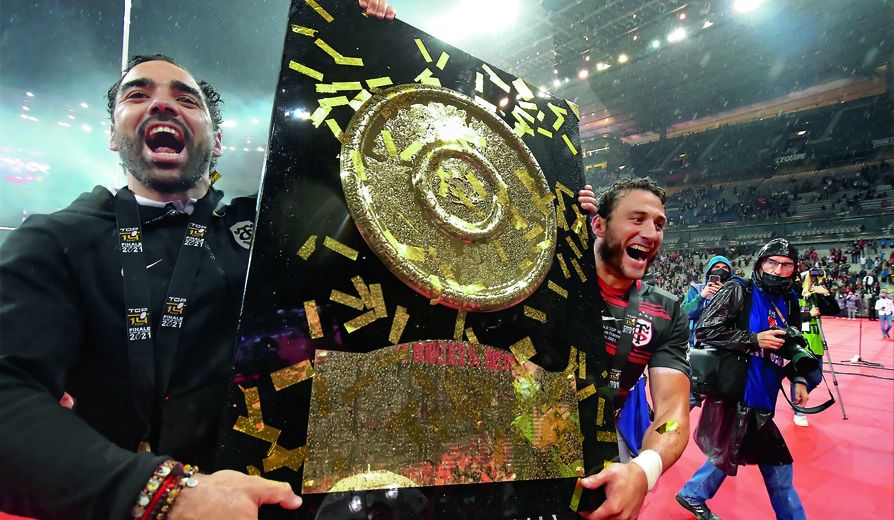 Yoann Huget et Maxime Médard, champions après la victoire du Stade Toulousain face au Stade Rochelais (18-8).