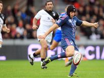 Top 14 - Felipe Contepomi (Stade français) tente le drop face au Stade toulousain