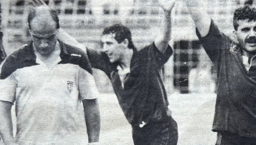 Bernard Capitani s’est illustré en inscrivant trois drops face au Toulouse de Karl Janik dépité. À droite, le héros toulonnais de ce 7 mai 1988 aujourd’hui.