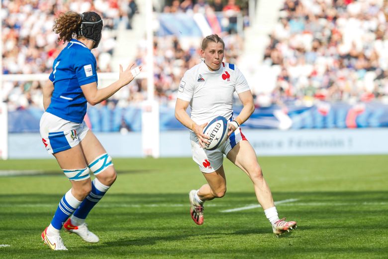 Emeline Gros était allineato sur l'aile de la troisième ligne ce vendredi soir.