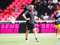 Le patron du staff rochelais, ancien international, se sert souvent avec efficience de l’argument Coupe du monde dans ses causeries.