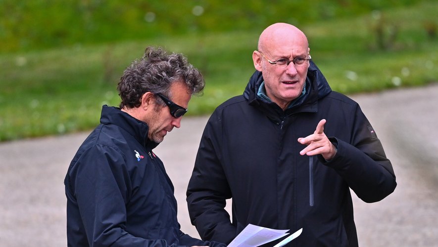XV de France - Semaine décisive pour le staff des Bleus En pleine préparation de la série de tests de novembre, Fabien Galthié et son staff vont cette semaine devoir se prononcer sur leur futur à moyen terme. Vont-ils poursuivre leur collaboration en Bleu ? Réponse... image XV de France - Semaine décisive pour le staff des Bleus