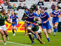 Très en vue contre l’Afrique du Sud, Madoussou Fall veut mettre fin à la série de dix défaites face aux Anglaises. Photo Icon Sport