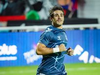 Longtemps tenu éloigné des terrains car blessé à un genou, Iban Etcheverry veut rattraper le temps perdu. Photo Icon Sport