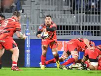 Avec douze points d’avance sur son dauphin, Oyonnax, ici Charlie Cassang balle en main, devra donner son maximum, pour son dernier match de l’année à domicile, face à Montauban pour rester dans sa dynamique et son objectif de faire de Mathon une forteresse.