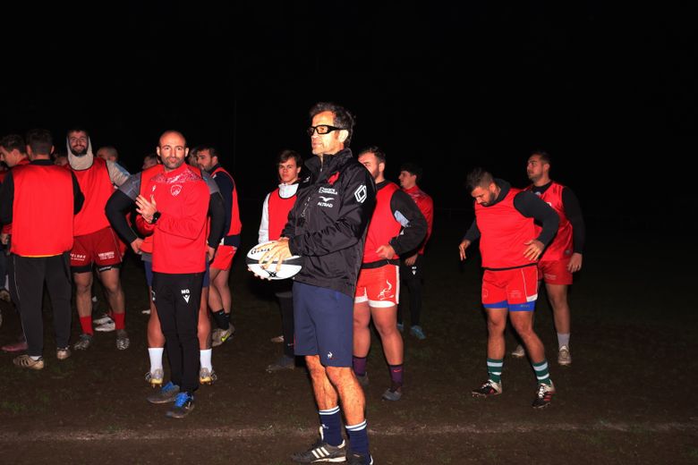 Fabien Galthié en entraînement en Dordogne, à Belvès (Fédérale 2)